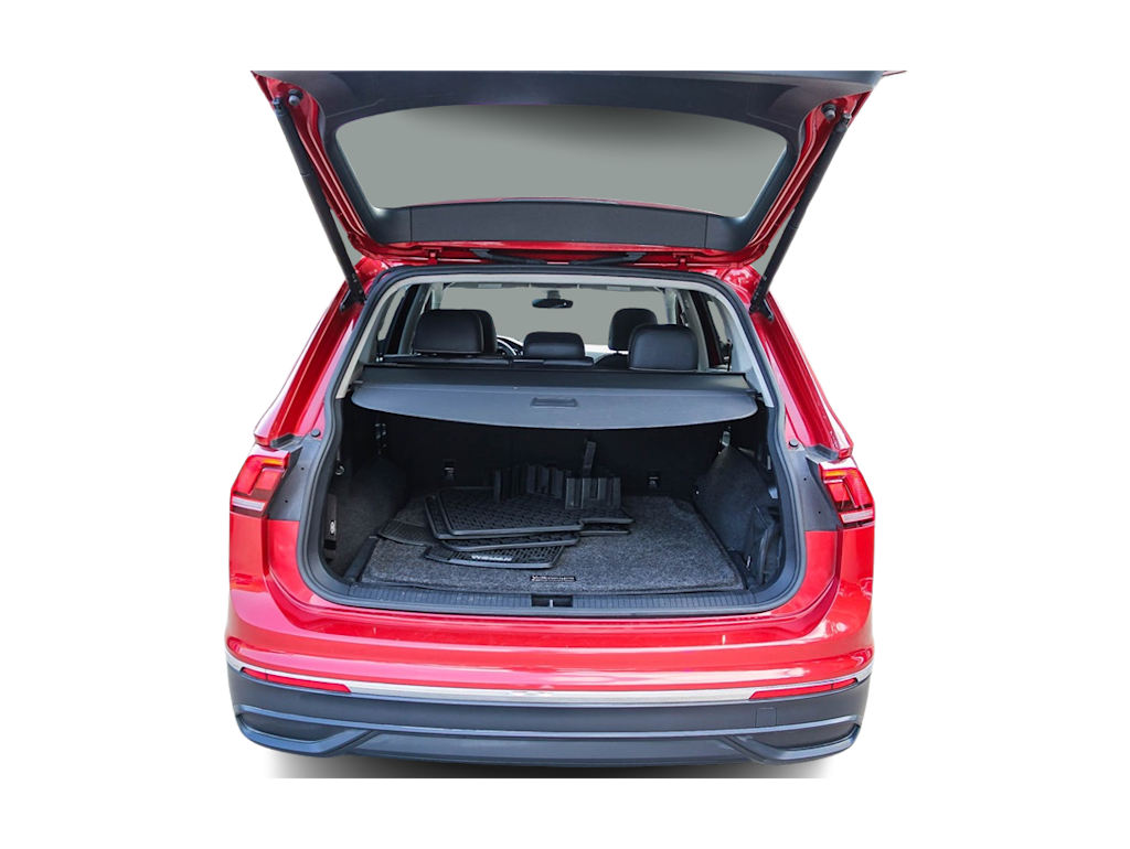 Thumbnail: 2022 Volkswagen Tiguan - 16