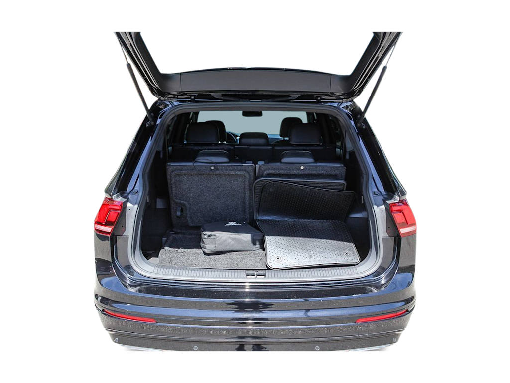Thumbnail: 2021 Volkswagen Tiguan - 15