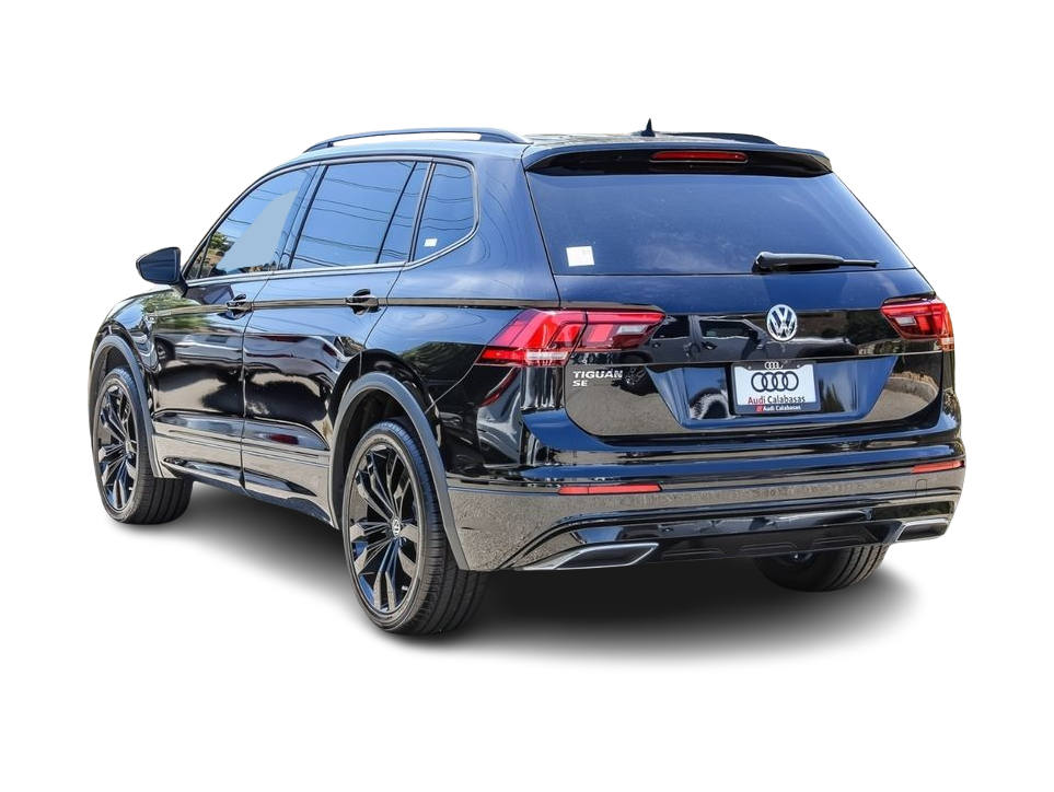 Thumbnail: 2021 Volkswagen Tiguan - 3