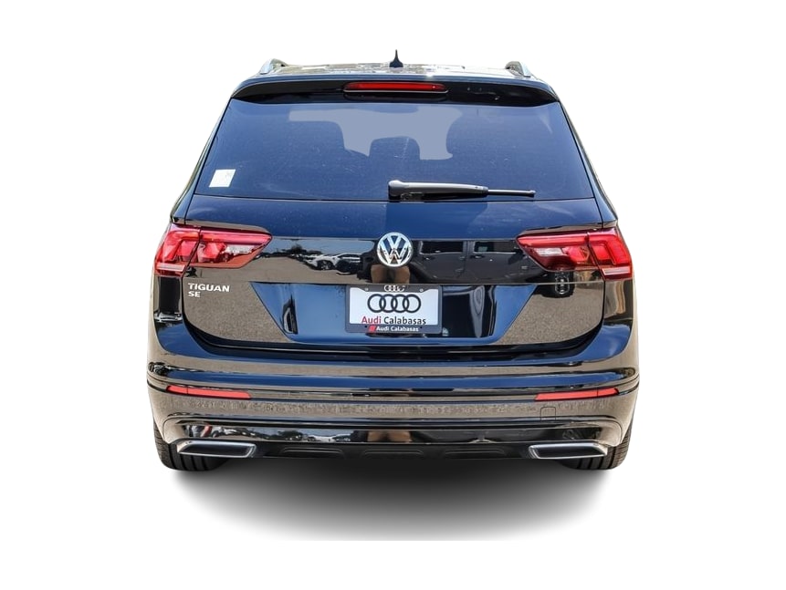 Thumbnail: 2021 Volkswagen Tiguan - 4