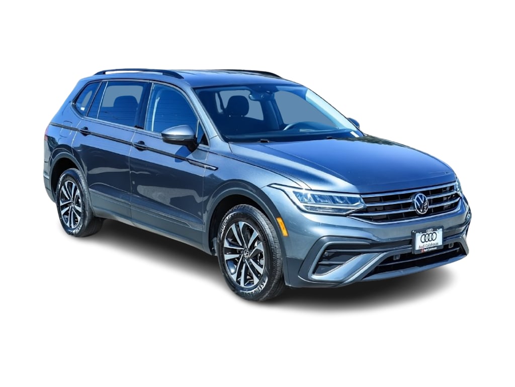 Thumbnail: 2023 Volkswagen Tiguan - 18