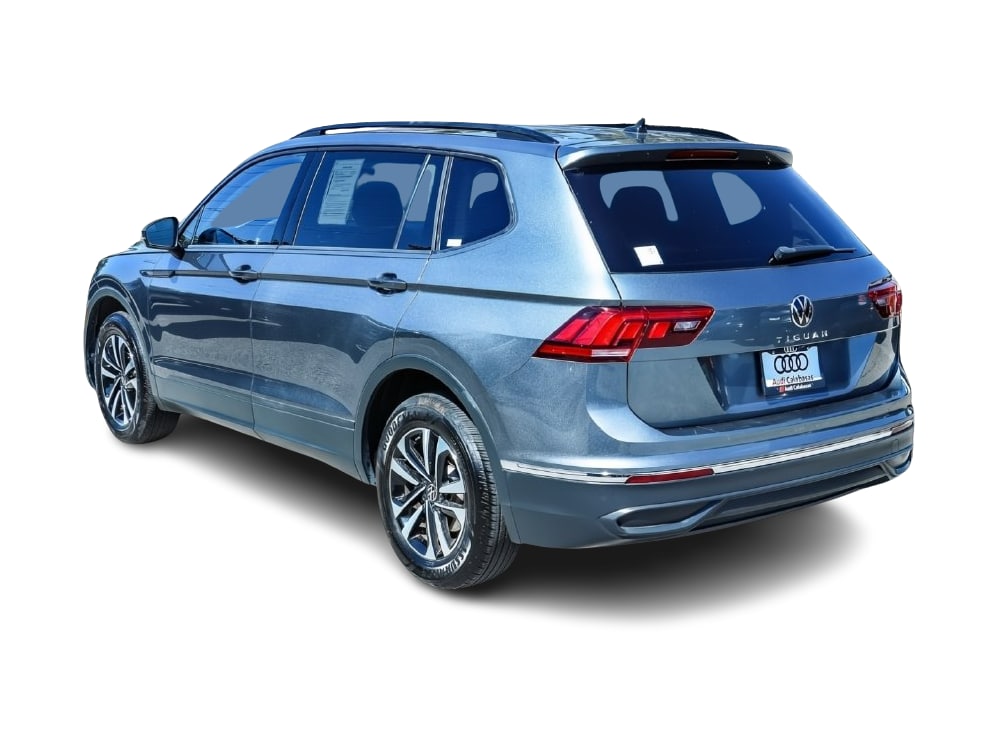 Thumbnail: 2023 Volkswagen Tiguan - 3