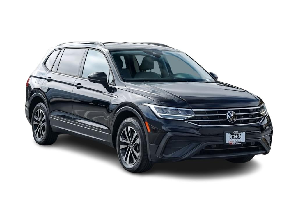 Thumbnail: 2023 Volkswagen Tiguan - 17