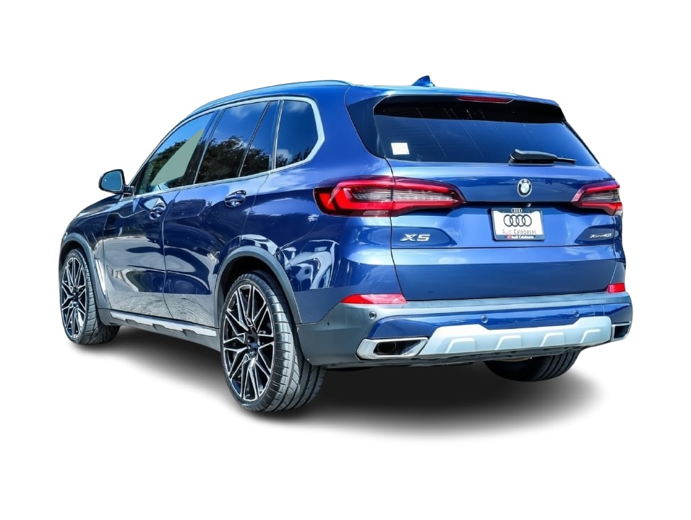 Thumbnail: 2021 BMW X5 - 3
