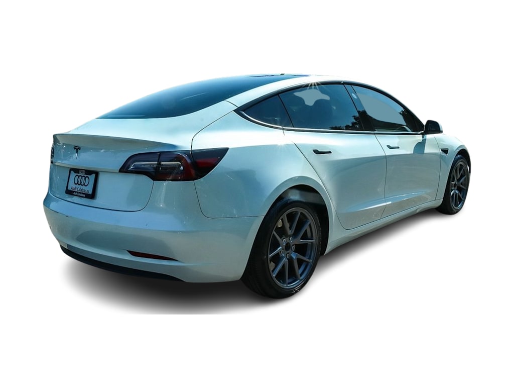 Thumbnail: 2023 Tesla Model 3 - 15