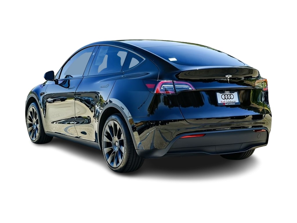 Thumbnail: 2025 Tesla Model Y - 3