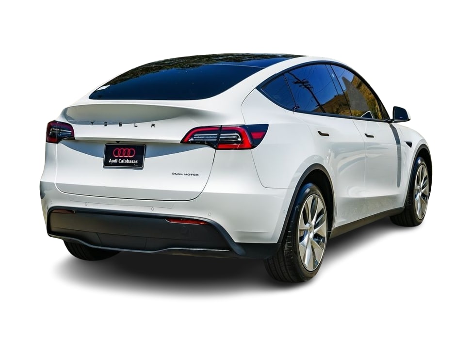 Thumbnail: 2022 Tesla Model Y - 15