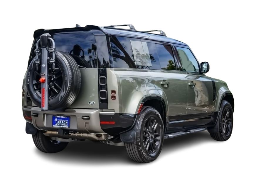 Thumbnail: 2023 Land Rover Defender - 18