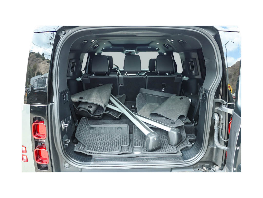 Thumbnail: 2024 Land Rover Defender - 14
