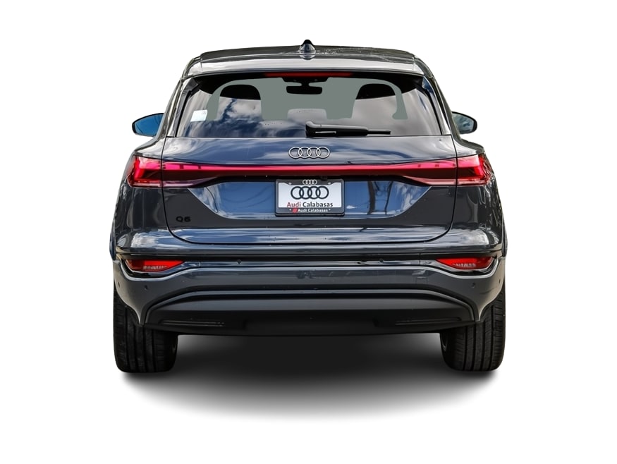 Thumbnail: 2025 Audi Q6 e-tron - 4