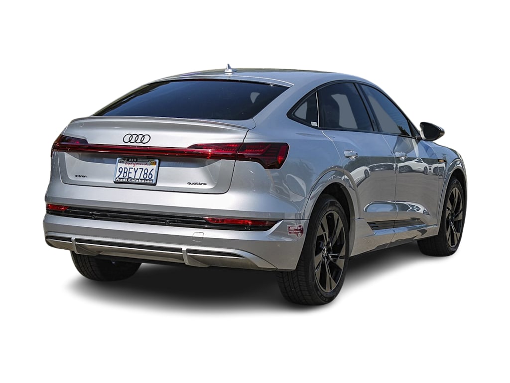 2022 Audi e-tron Premium 18