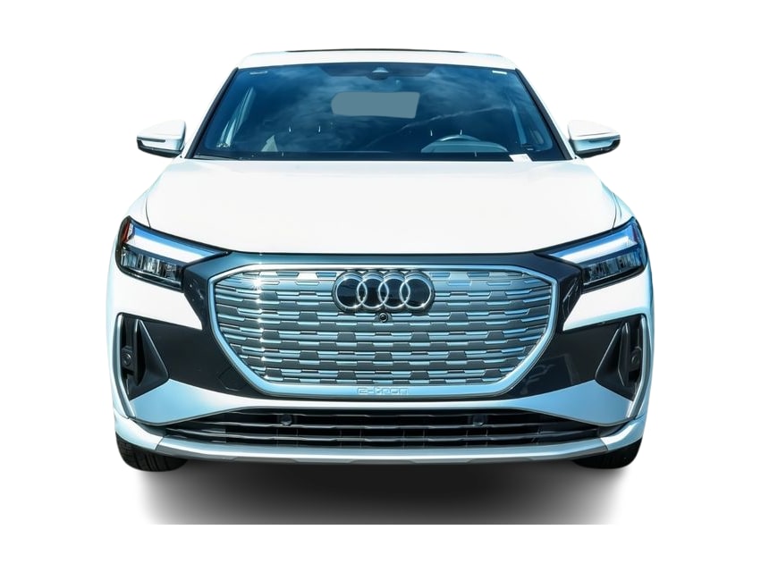 Thumbnail: 2023 Audi Q4 e-tron - 5