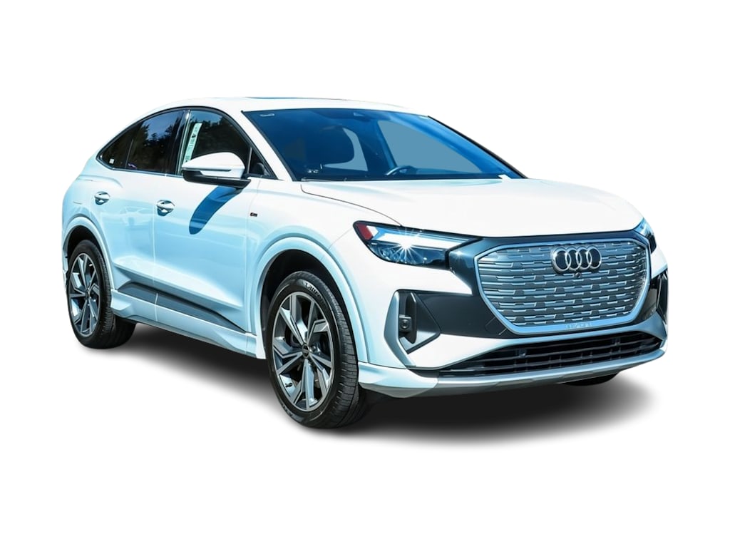 Thumbnail: 2023 Audi Q4 e-tron - 17