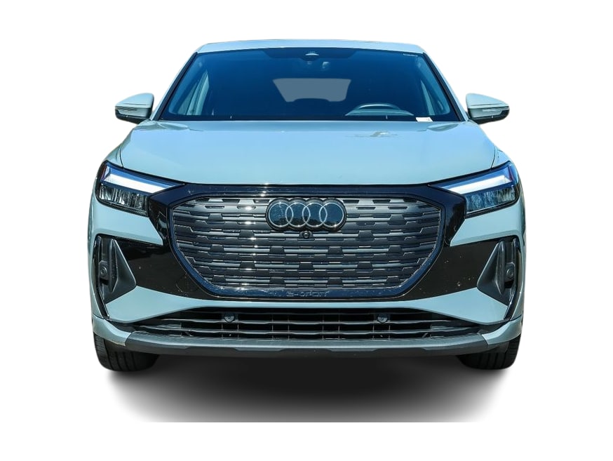 Thumbnail: 2023 Audi Q4 e-tron - 5