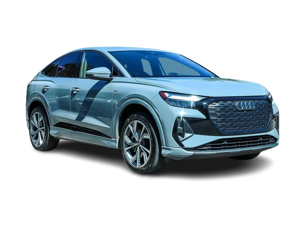 Thumbnail: 2023 Audi Q4 e-tron - 19