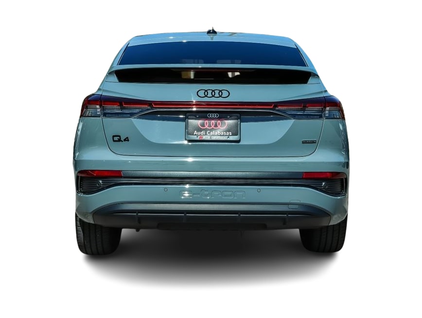 Thumbnail: 2023 Audi Q4 e-tron - 4