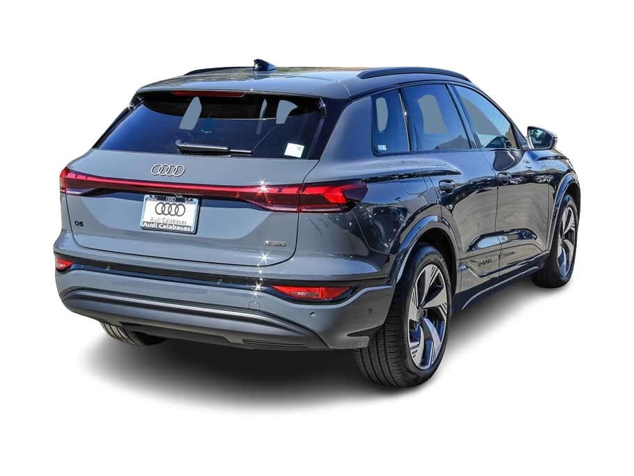 Thumbnail: 2025 Audi Q6 e-tron - 16