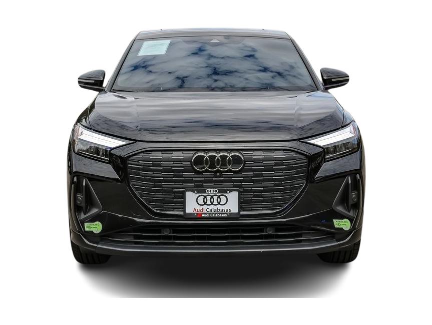 Thumbnail: 2022 Audi Q4 e-tron - 5