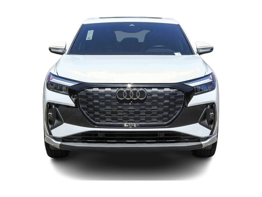 Thumbnail: 2023 Audi Q4 e-tron - 5