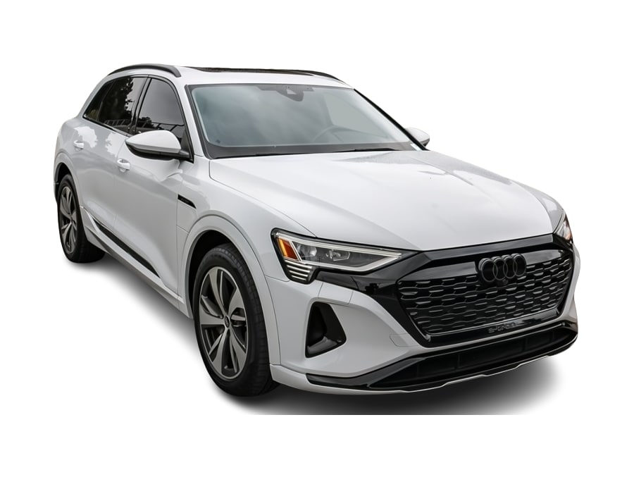 Thumbnail: 2024 Audi Q8 e-tron - 18