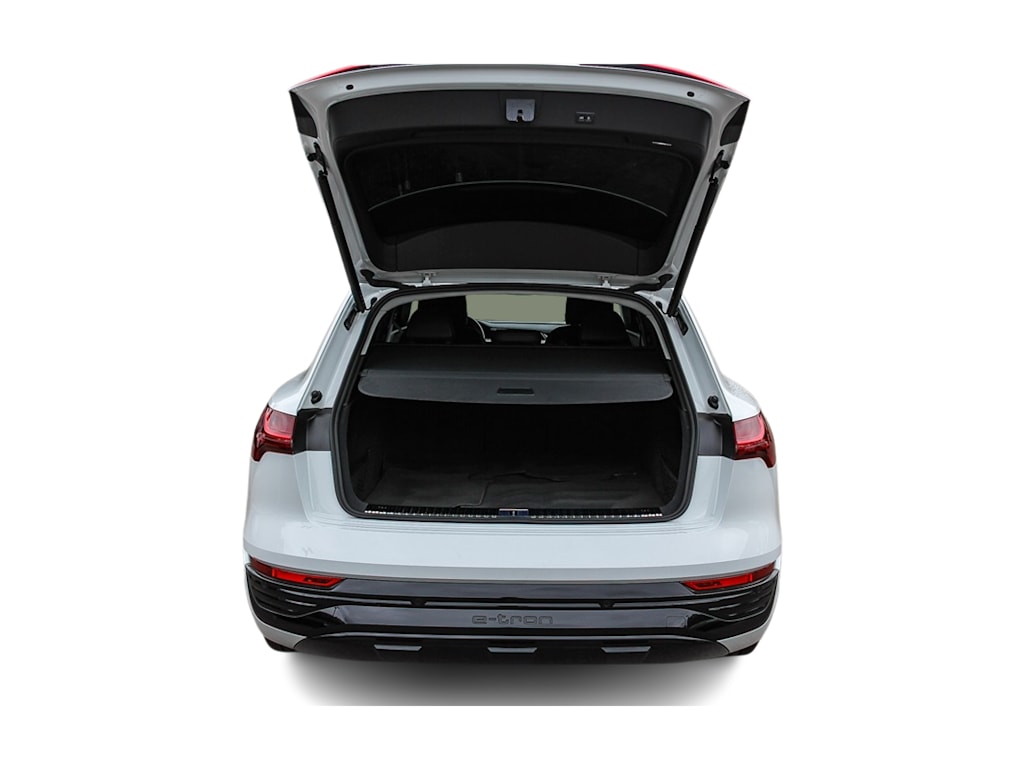 Thumbnail: 2024 Audi Q8 e-tron - 15