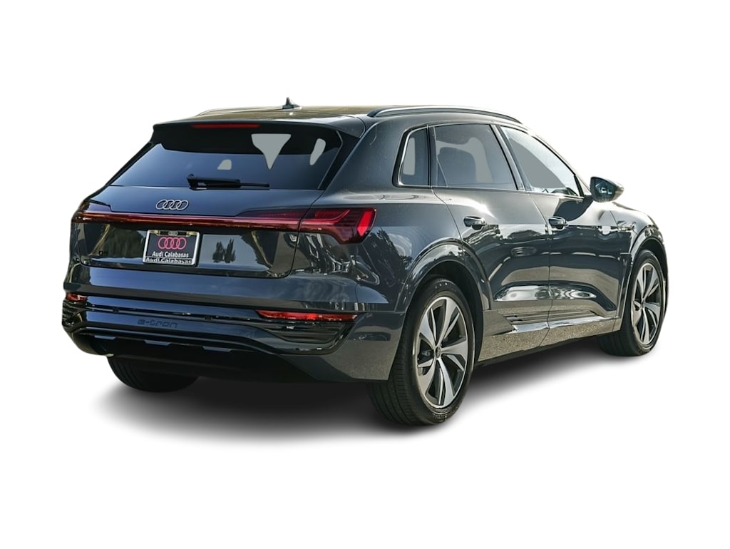 Thumbnail: 2024 Audi Q8 e-tron - 18
