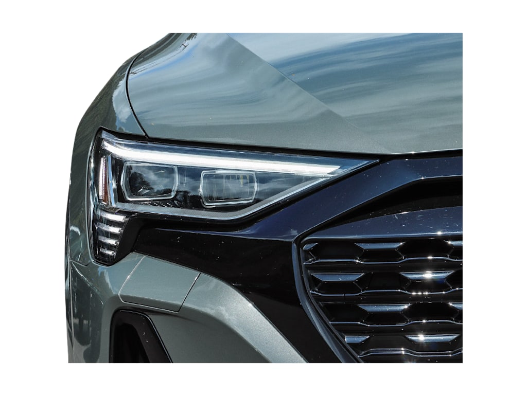 Thumbnail: 2024 Audi Q8 e-tron - 20