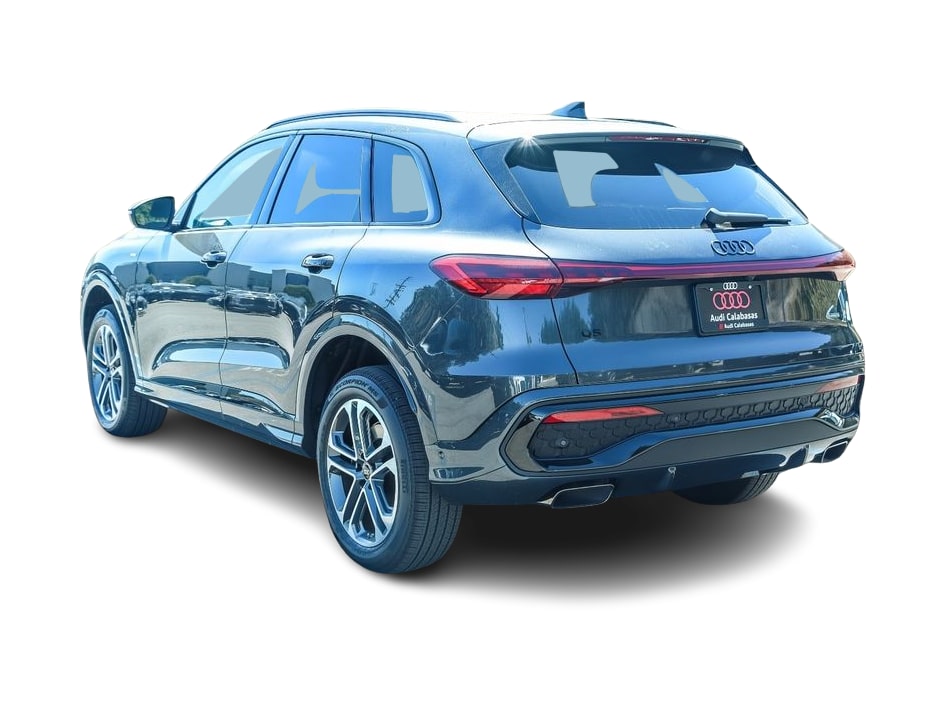Thumbnail: 2026 Audi Q5 - 3