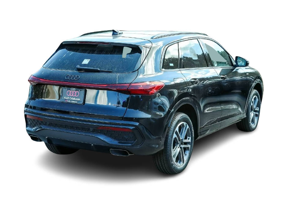 Thumbnail: 2026 Audi Q5 - 17