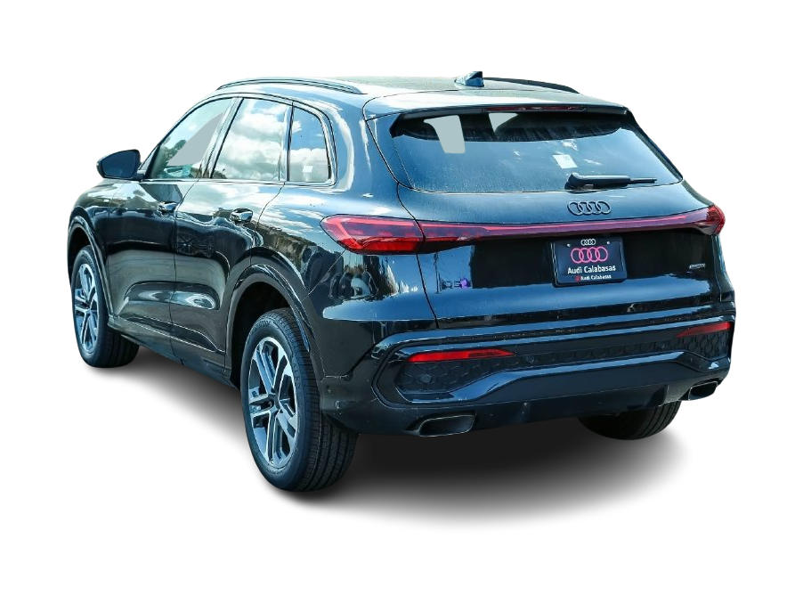 Thumbnail: 2026 Audi Q5 - 3
