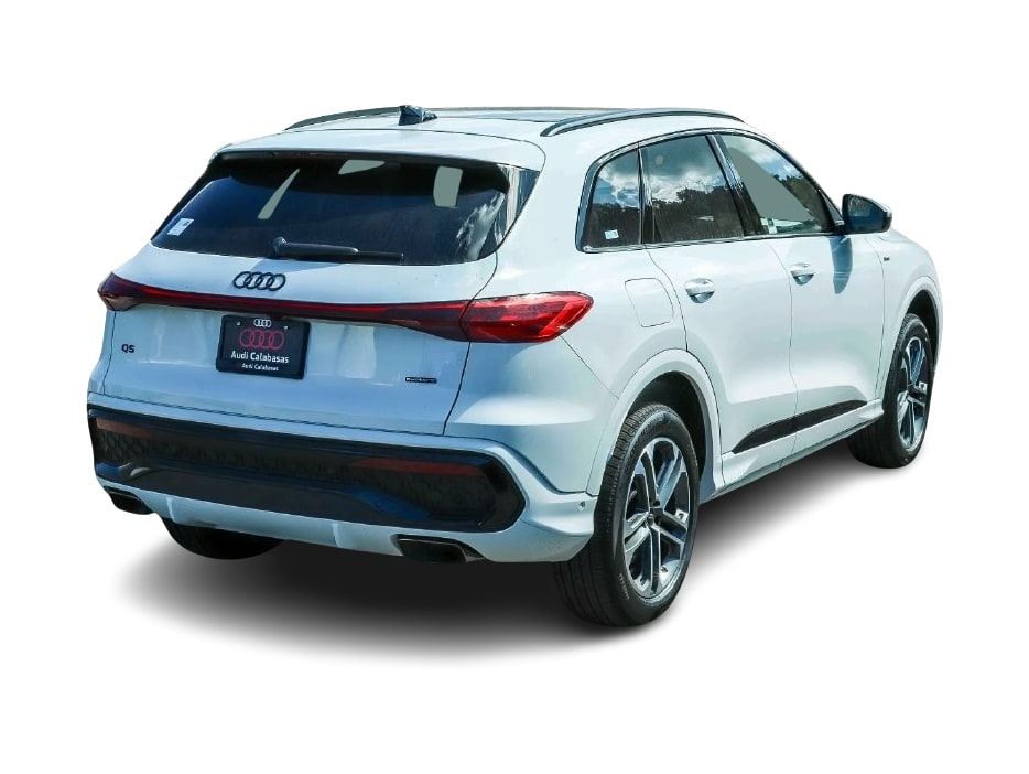 Thumbnail: 2026 Audi Q5 - 17