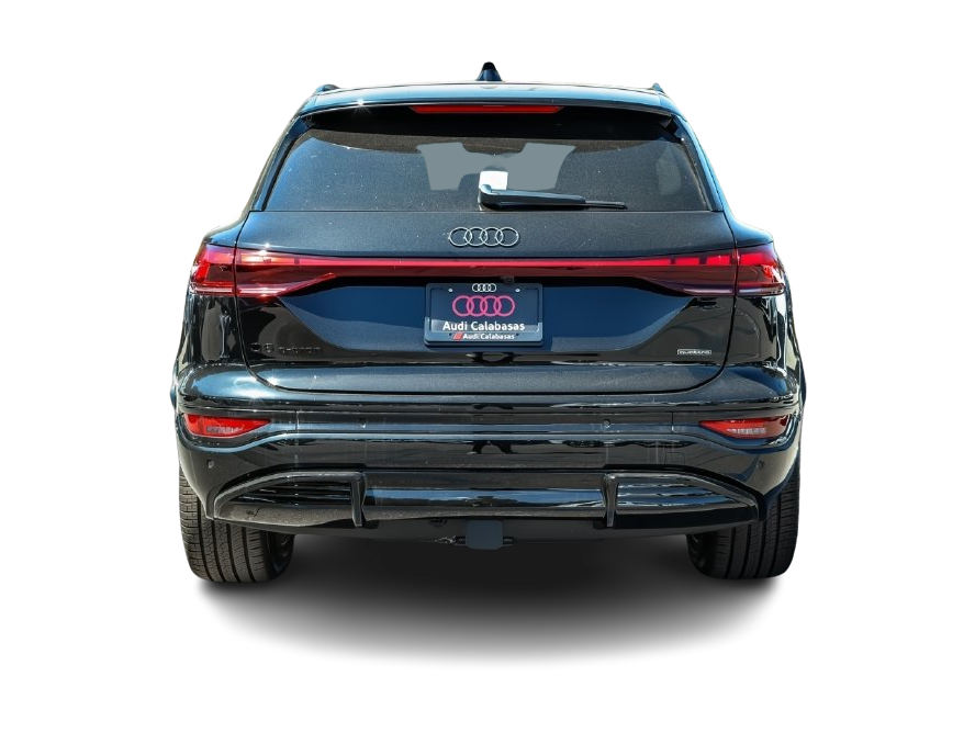 Thumbnail: 2027 Audi Q6 e-tron - 4
