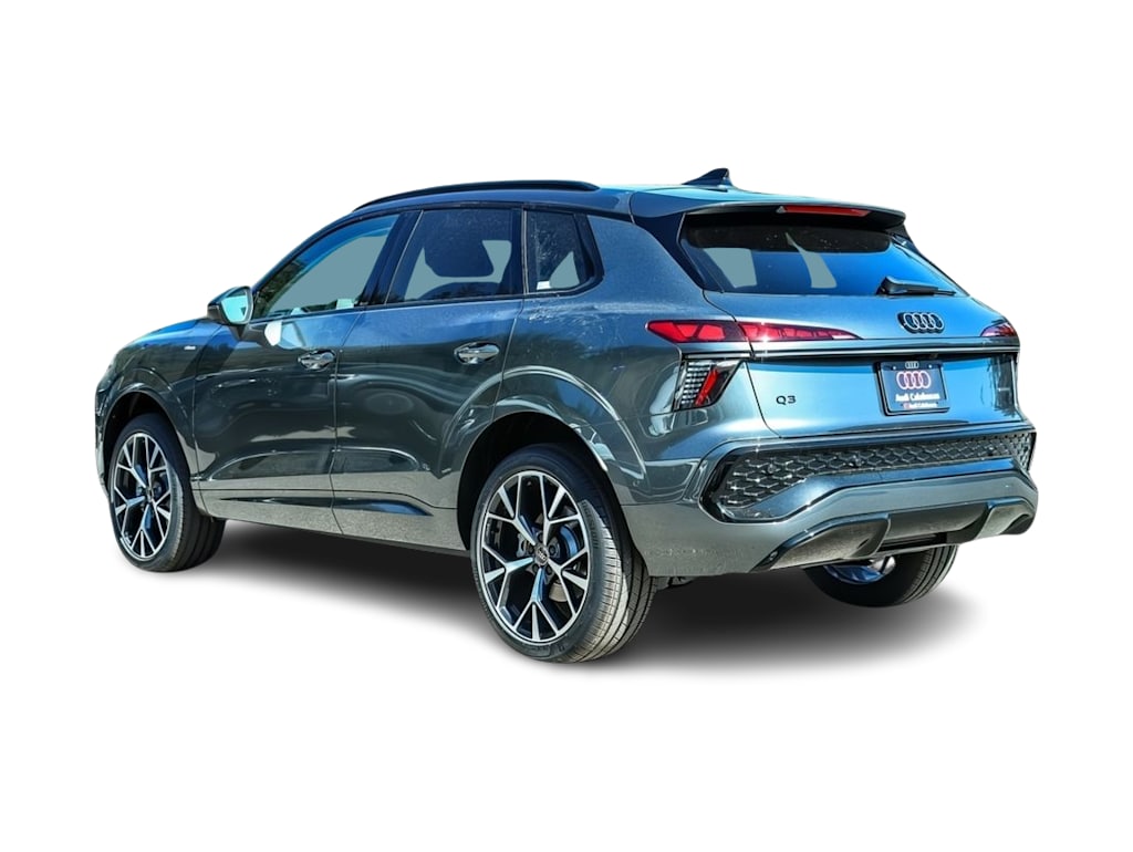 Thumbnail: 2026 Audi Q3 - 4