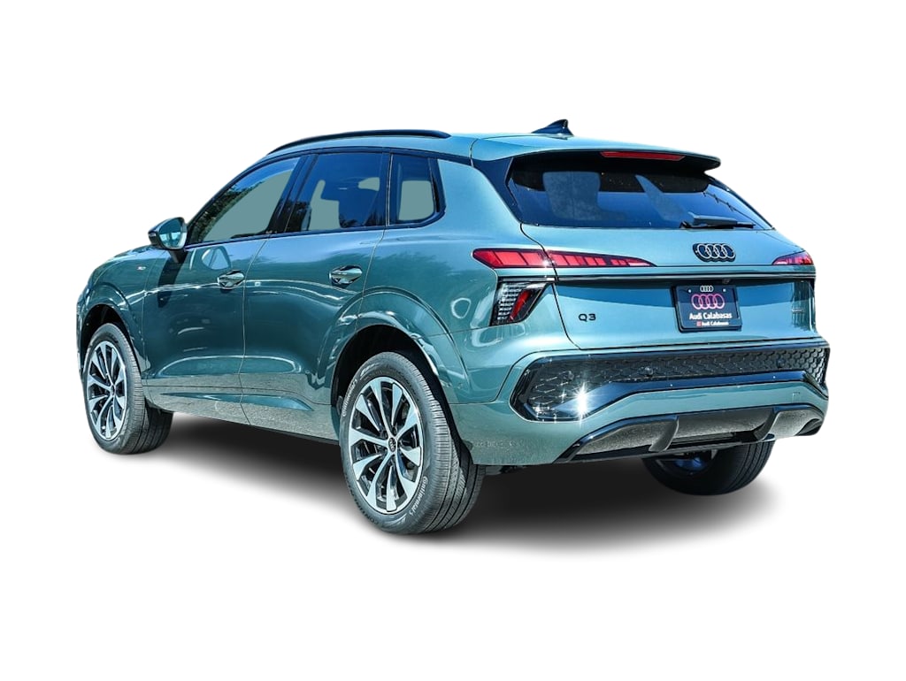 Thumbnail: 2026 Audi Q3 - 3
