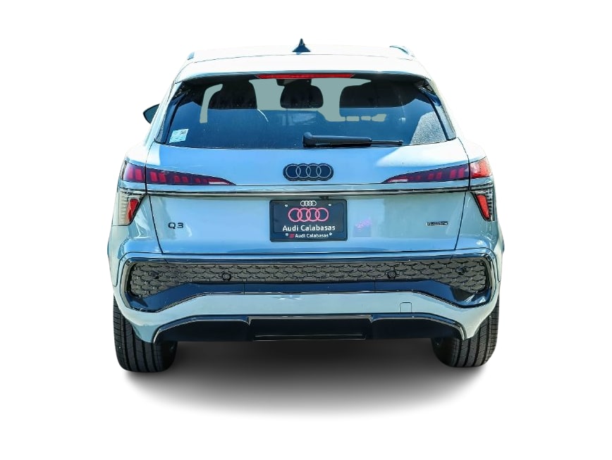 Thumbnail: 2026 Audi Q3 - 4