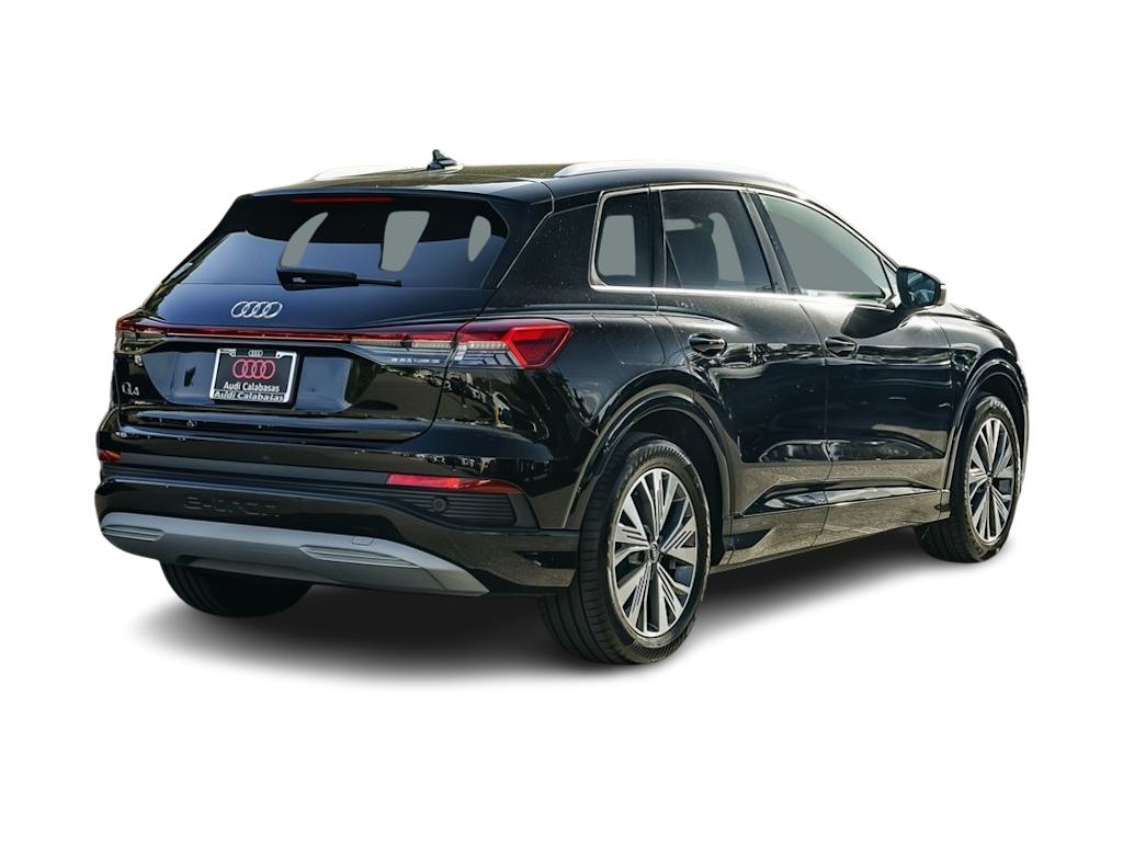 Thumbnail: 2023 Audi Q4 e-tron - 18