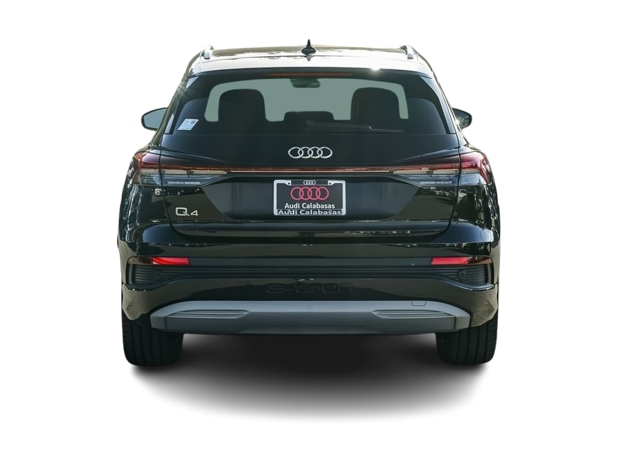 Thumbnail: 2023 Audi Q4 e-tron - 4