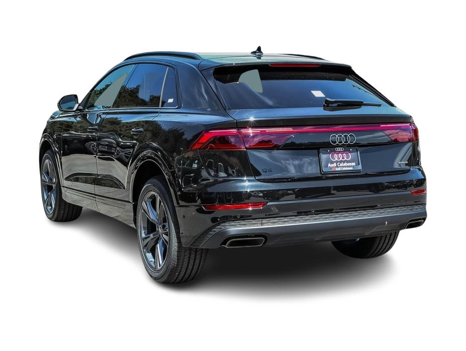 Thumbnail: 2026 Audi Q8 - 4