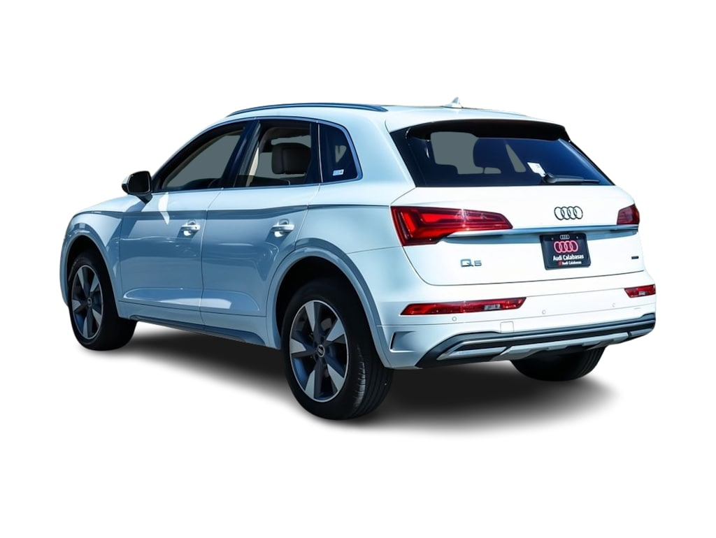 Thumbnail: 2023 Audi Q5 - 3