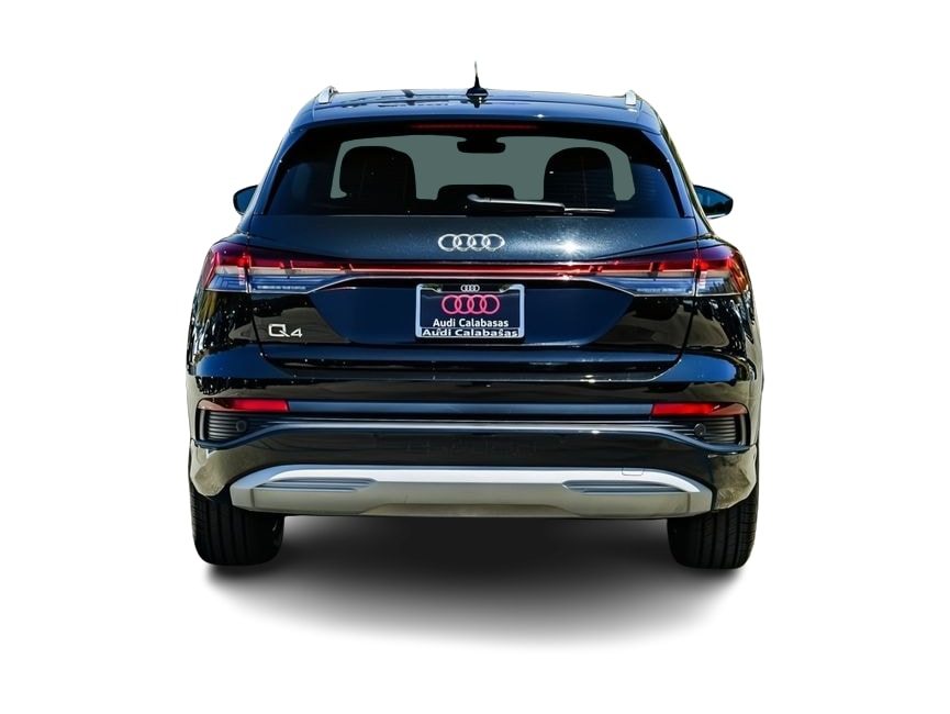 Thumbnail: 2023 Audi Q4 e-tron - 4