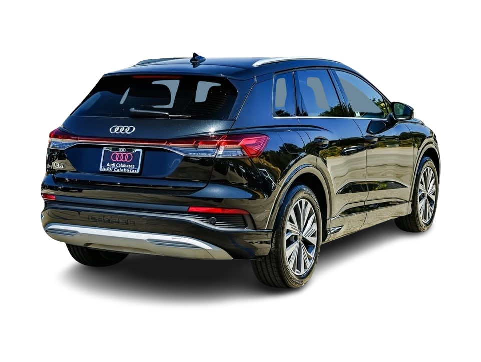Thumbnail: 2023 Audi Q4 e-tron - 19