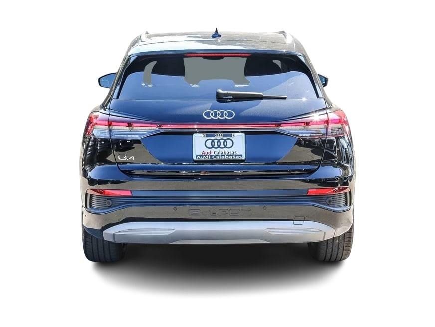 Thumbnail: 2023 Audi Q4 e-tron - 4