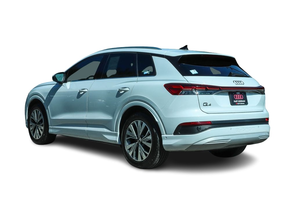 Thumbnail: 2023 Audi Q4 e-tron - 3