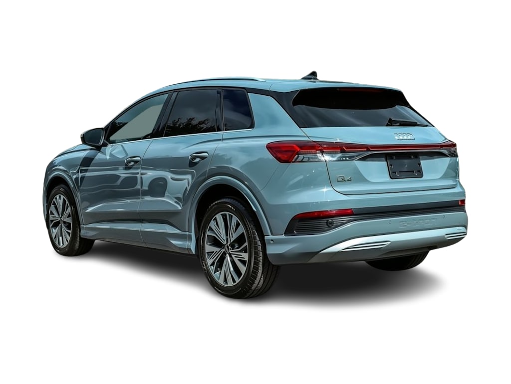 Thumbnail: 2023 Audi Q4 e-tron - 3