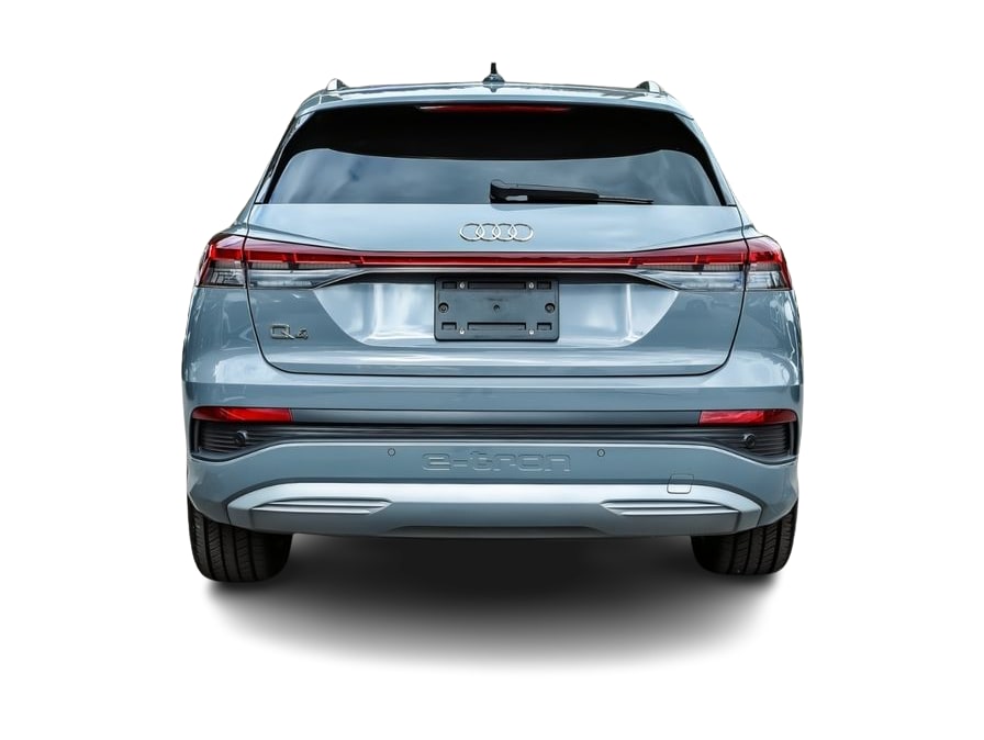 Thumbnail: 2023 Audi Q4 e-tron - 4