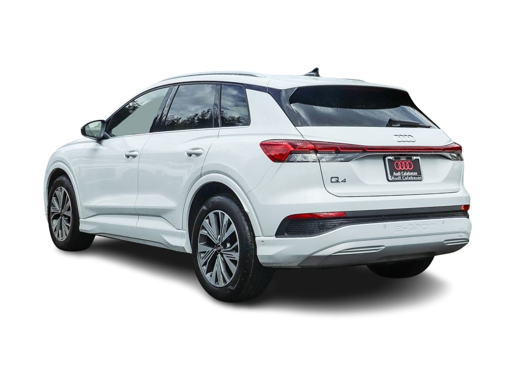 Thumbnail: 2023 Audi Q4 e-tron - 3