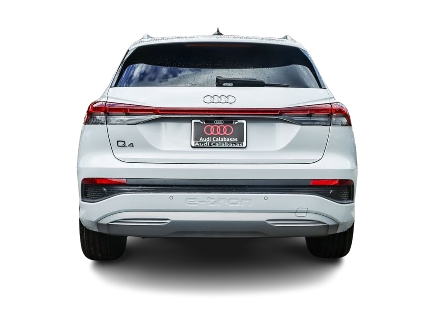 Thumbnail: 2023 Audi Q4 e-tron - 4