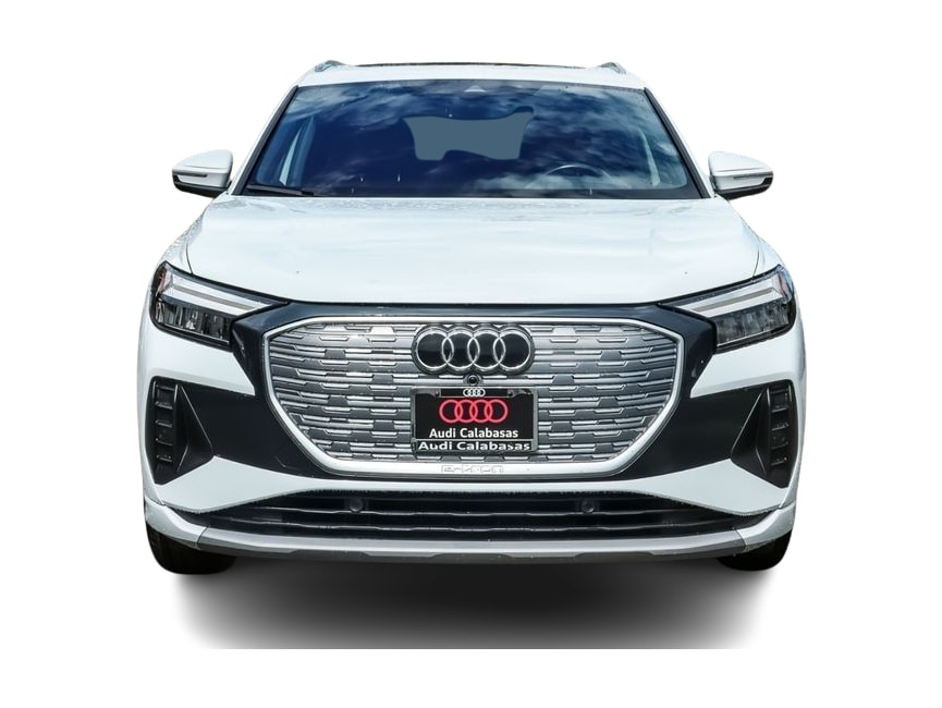 Thumbnail: 2023 Audi Q4 e-tron - 5