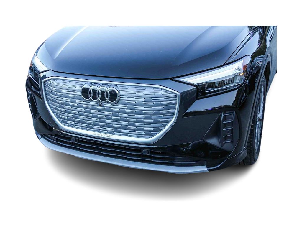 Thumbnail: 2023 Audi Q4 e-tron - 20