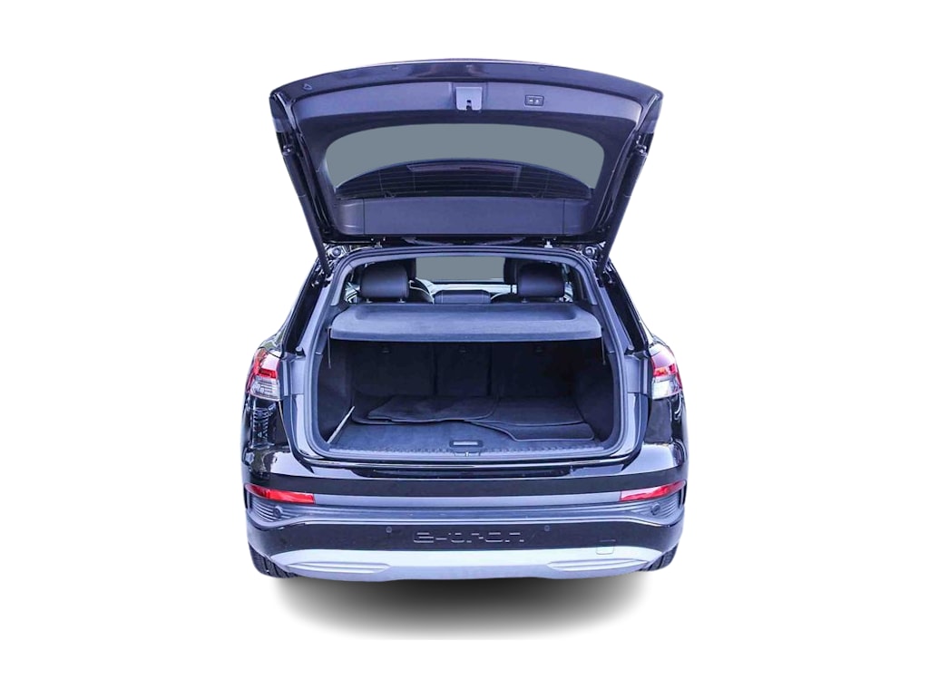 Thumbnail: 2023 Audi Q4 e-tron - 15